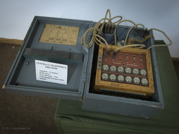 Centrală telefonică ERICSSON, model rusesc, capacitate 12 numere, fabricație 1916, folosită în primul război mondial